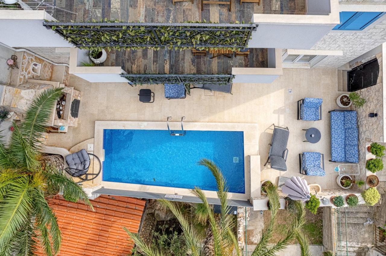 Villa Capitis In The Center- Luxury Apartment With Swimming Pool Hvar Town Eksteriør bilde